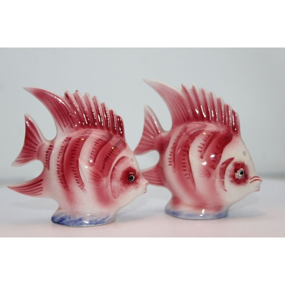 Salt & Pepper Shakers - Pink Angelfish pair - Picture 1 of 2